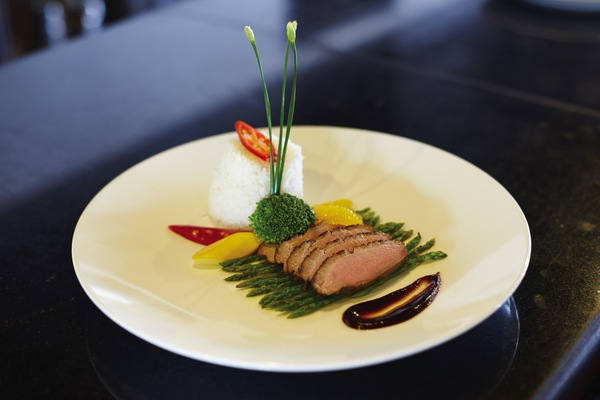 APT Travelmarvel, RV Lotus Mekong Restaurant 1.jpg